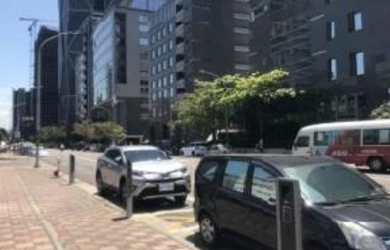 軟體園區復興四路路邊停車格